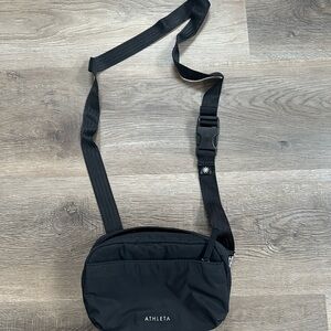 Athleta All About Crossbody Belt Bag